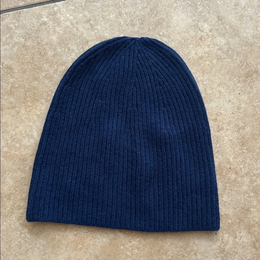 Loop Cashmere Beanie In Timeless Midnight Blue